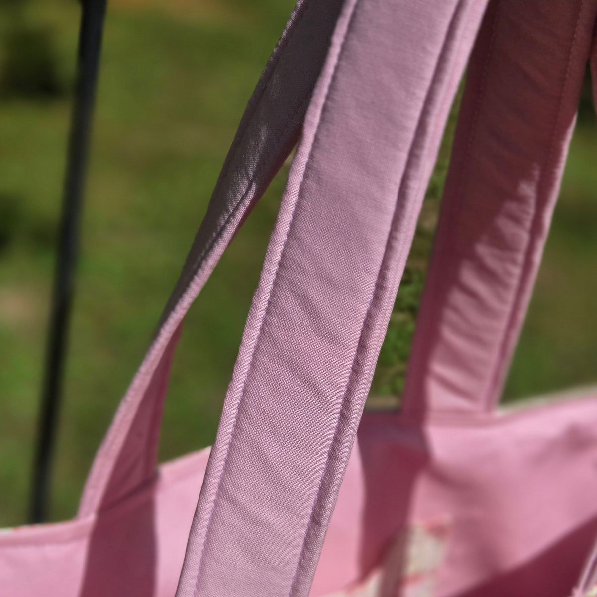 Hilma Tote Bag