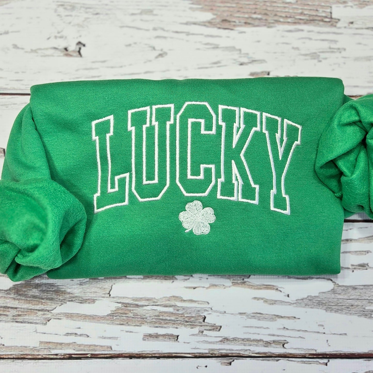 LUCKY Crewneck
